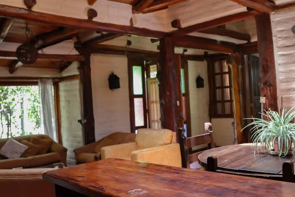 The Cabin Lodging キト アパート